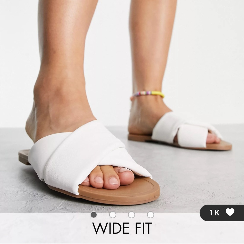 NWT - ASOS Sandals